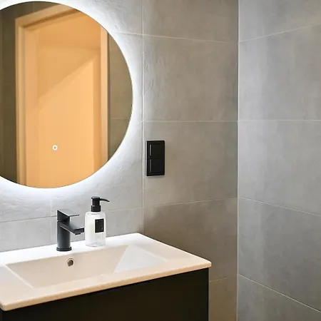 Apartman Nowoczesny Loft Przy Starowce Danilowiczowska 18 *